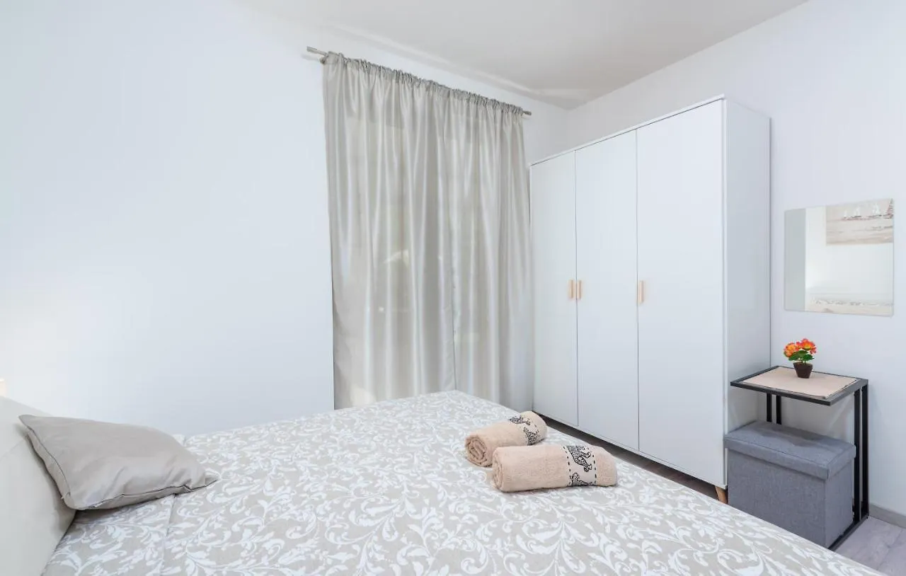 Apartment Pina Rovinj